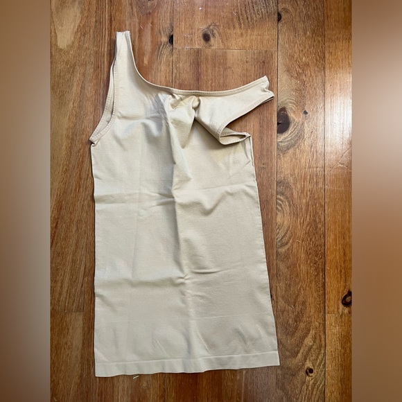 Shaping cami - Picture 2 of 3